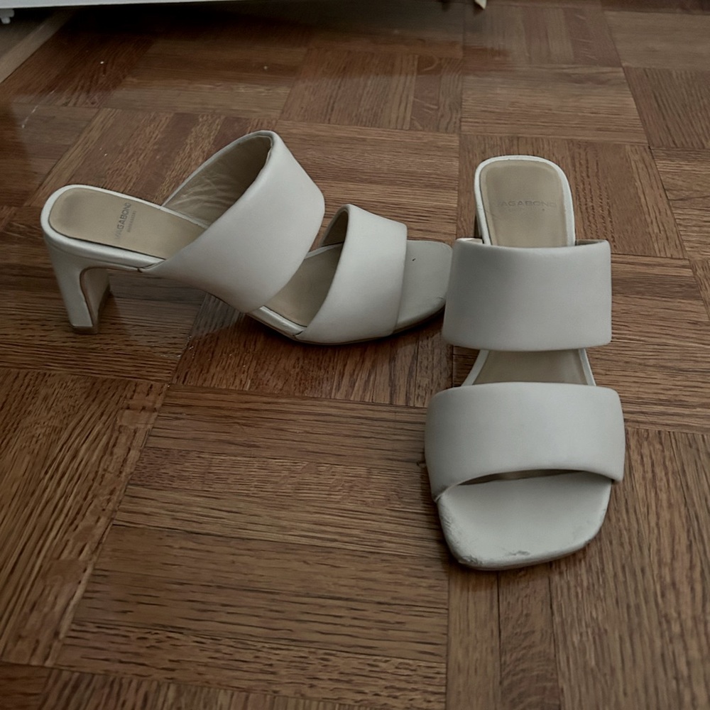 Vagabond Luisa heels size 7, off white